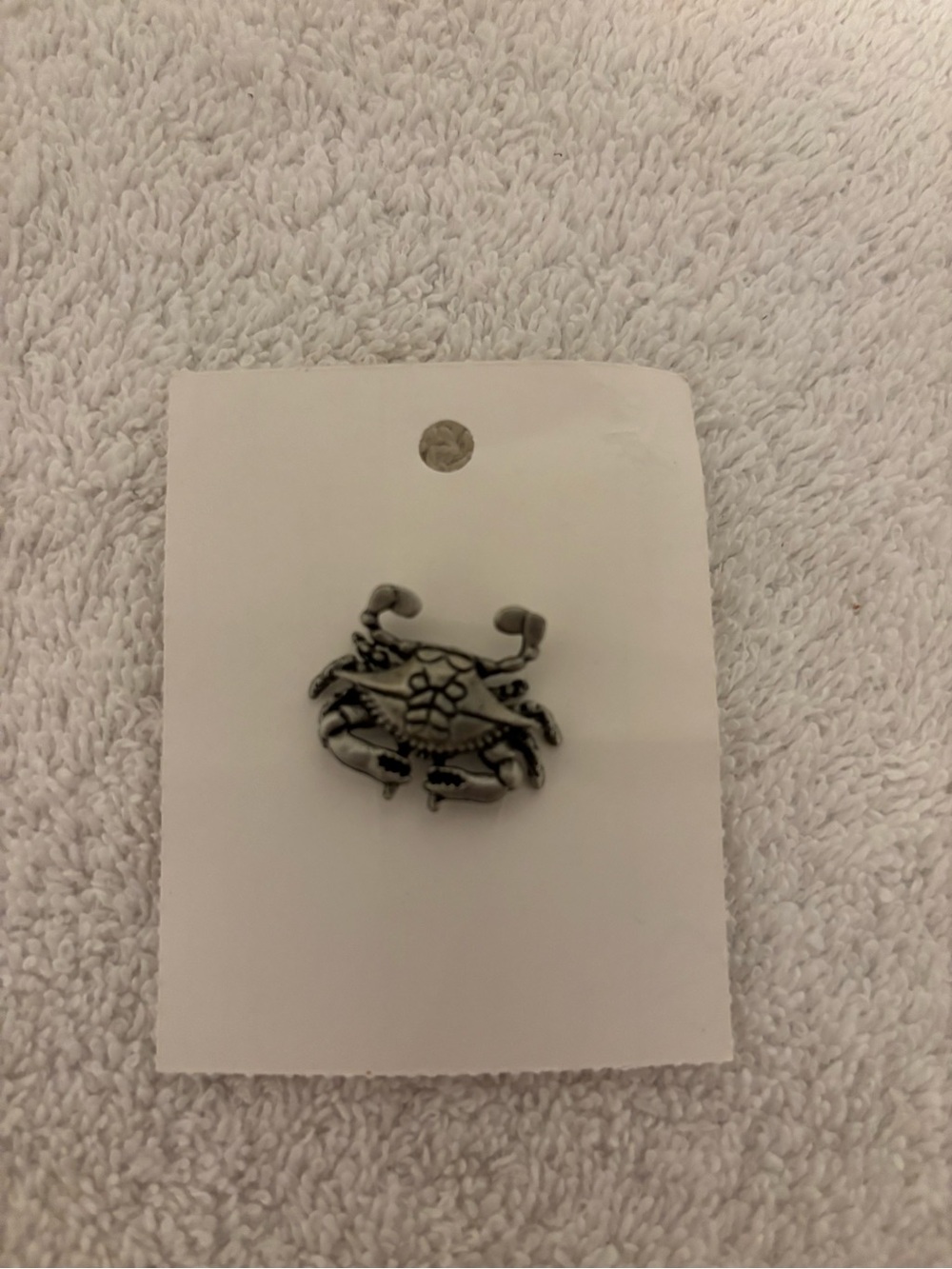 New vintage pewter crab pin